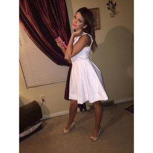 Meet your Posher, Abby