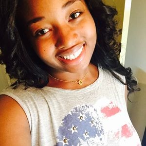 Meet your Posher, Therisa
