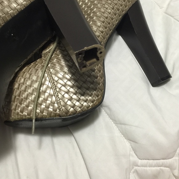 heels - Picture 2 of 2