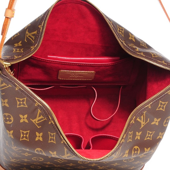 Louis Vuitton - Picture 3 of 4