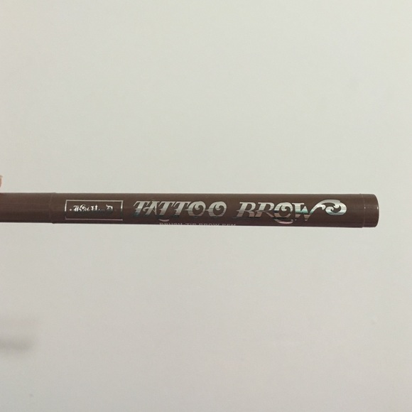 Kat Von D Tattoo Brow pen in shade "Light Brown"