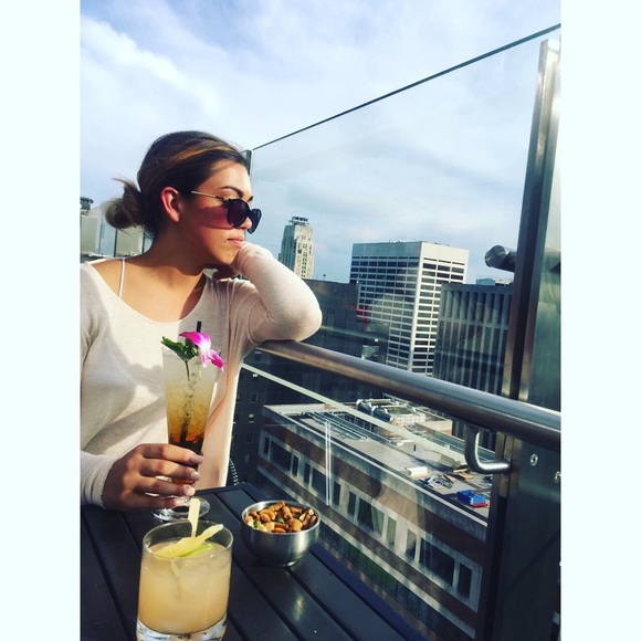 Meet your Posher, Melissa - Picture 4 of 4