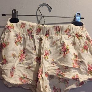 Brandy Melville floral shorts