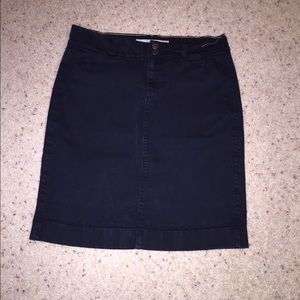 Old navy jeans skirt siza 4 regular black