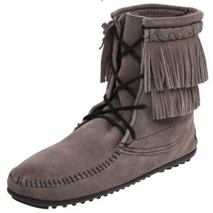 Minnetonka Tramper booties