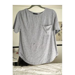 Gray t shirt with pocket