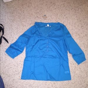 New old navy top size M tall 100%cotton