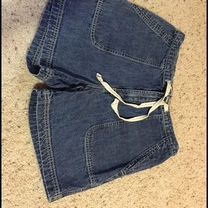 Old navy shorts size 4