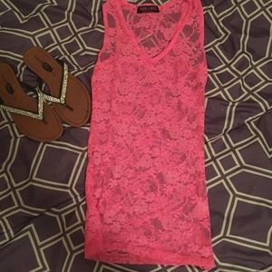 🌺🌺cute hot pink lace tank top🌺🌺