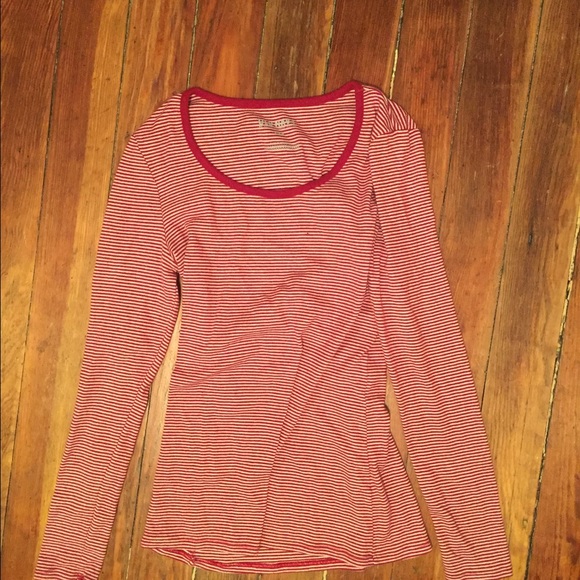 Old navy red striped tee