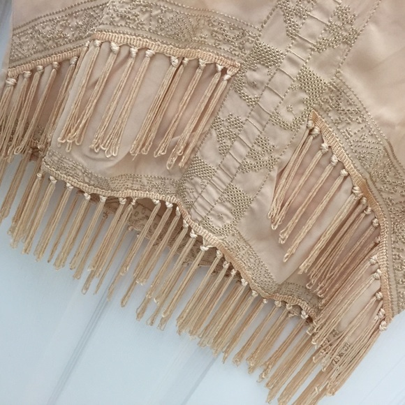 SOLD NEW Umgee Fringe Dress Embroidered Nude Blush - Picture 4 of 4