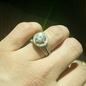 Size 4 CZ engagement ring set