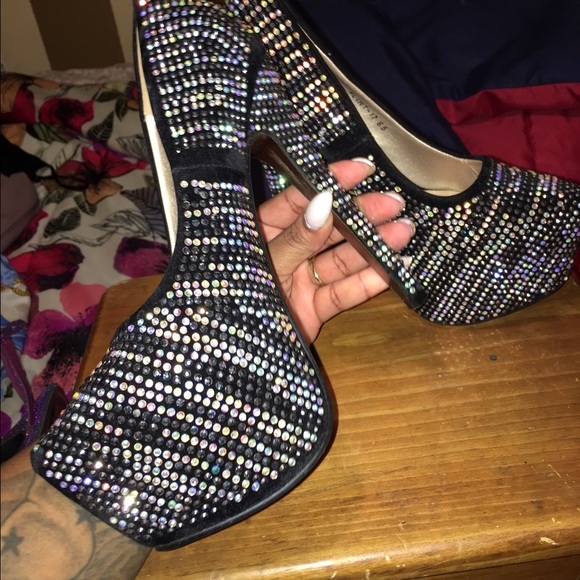 Platform pumps - Picture 2 of 4