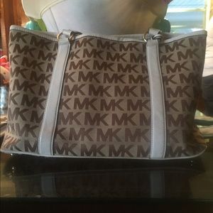 Michael kors bag