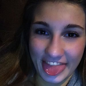 Meet your Posher, Paige