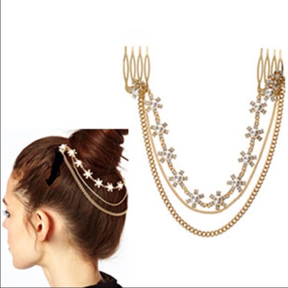 Pearl and rhinestone hair accessory.