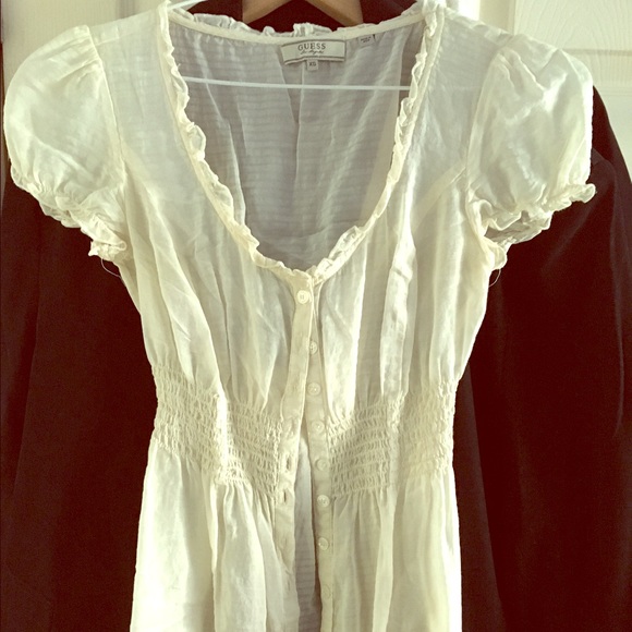 Guess blouse 💜