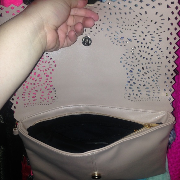 Boutique clutch - Picture 2 of 3