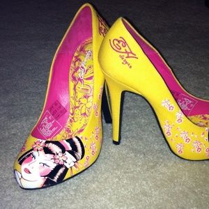 FLASH SALE⚡️Sz 5 Ed Hardy Heels Pumps