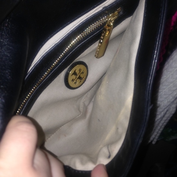 Extra - Picture 1 of 4