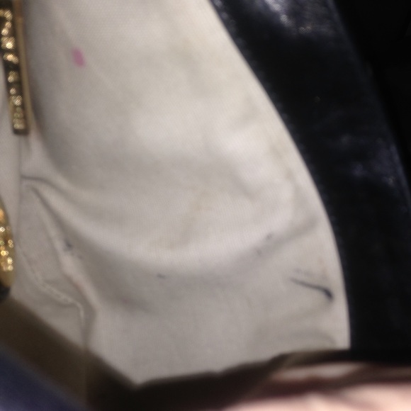 Extra - Picture 3 of 4