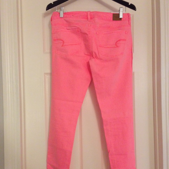 American Eagle Distressed Stretch Neon Coral Jeans - Picture 2 of 4