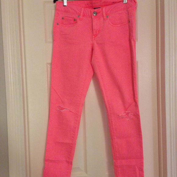 American Eagle Distressed Stretch Neon Coral Jeans - Picture 4 of 4