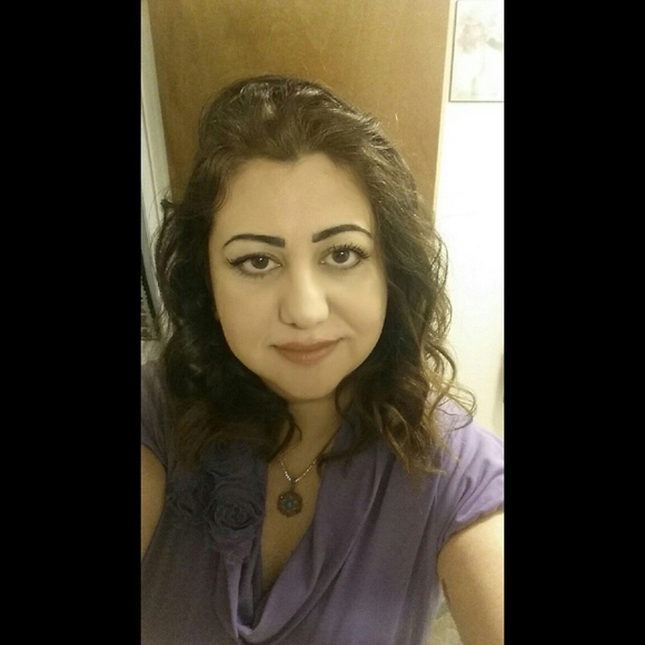 Meet your Posher, Maryam - Picture 1 of 1