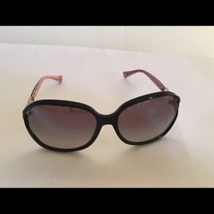 Coach Signature Resort Sunglasses