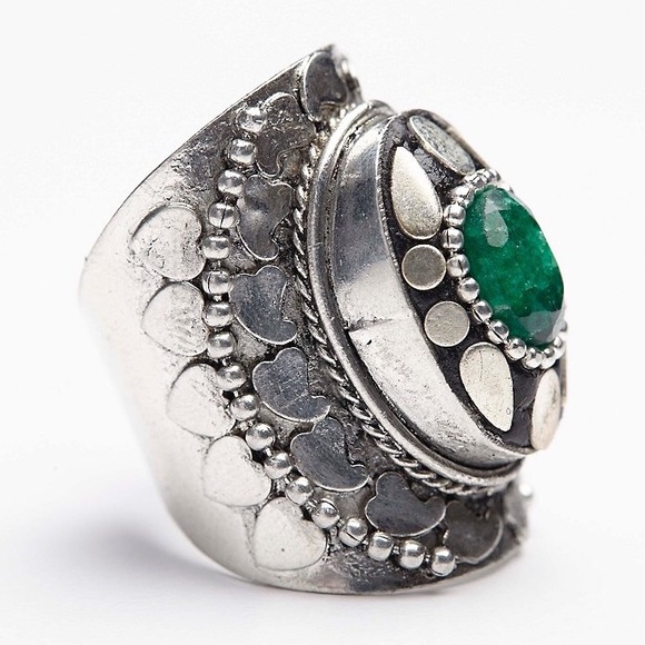 ISO FREE PEOPLE RADIAL STONE RING HELP! - Picture 2 of 2