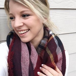 Meet your Posher, Jami