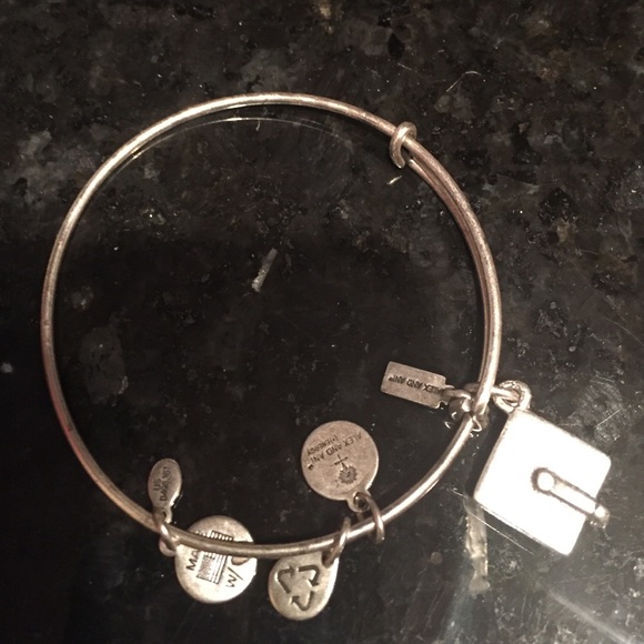 🌟🌟SOLD🌟🌟Graduation Cap Alex and Ani - Picture 3 of 3