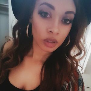 Meet your Posher, Carla