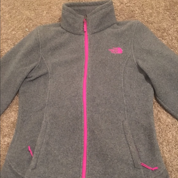 Women's small north face fleece jacket