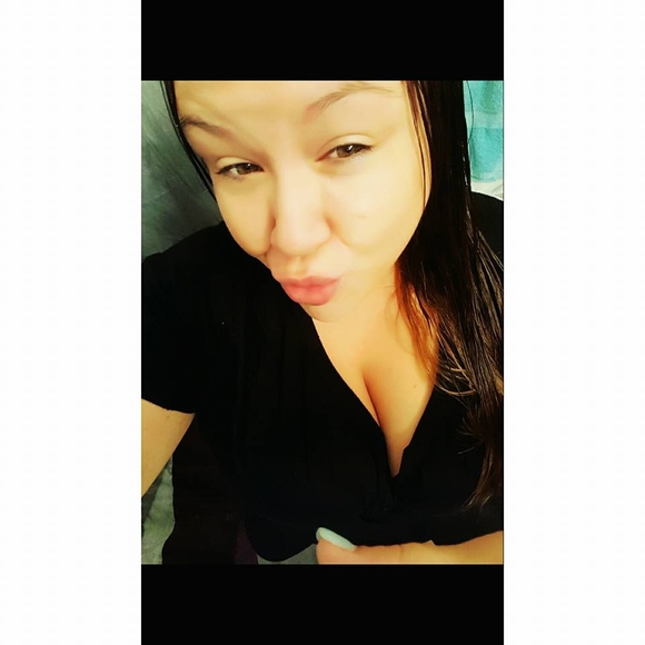 Meet your Posher, Lacey - Picture 1 of 1