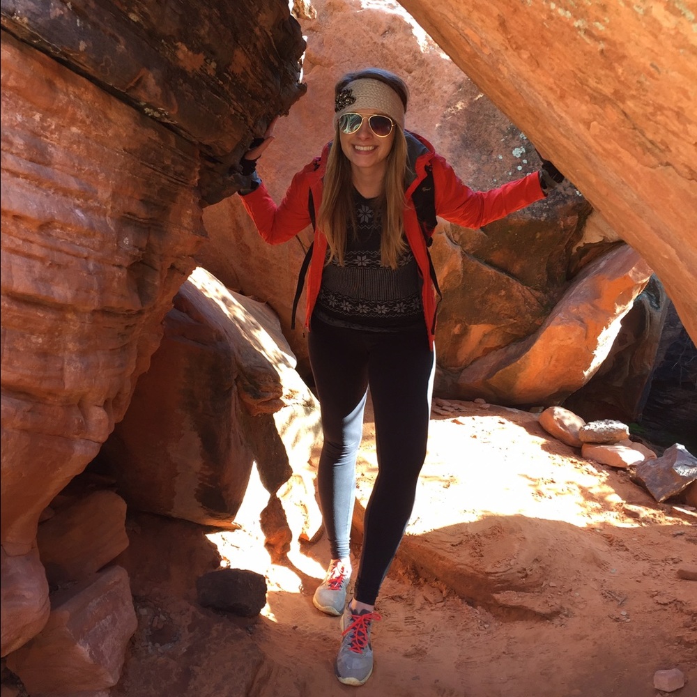 Meet your Posher, Hailey