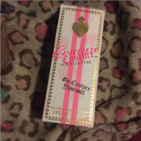 JUICY COUTURE