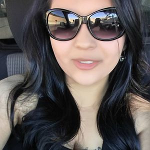 Meet your Posher, Ciara