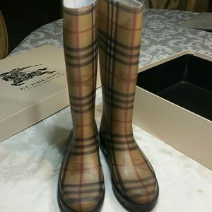 Authentic Burberry Rainboots