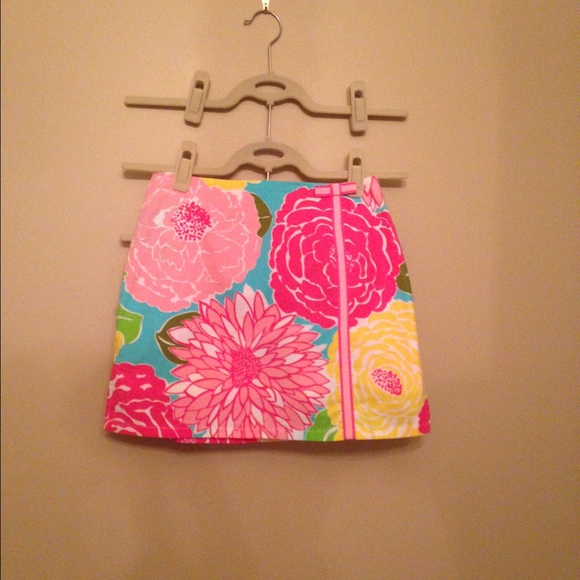 Lilly Pulitzer skirt