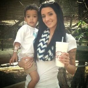 Meet your Posher, Ainsley