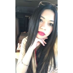 Meet your Posher, Angelica