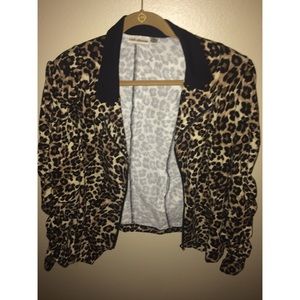 Amazing cheetah print jacket/blazer