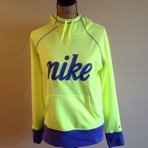 Nike hoodie (like new)