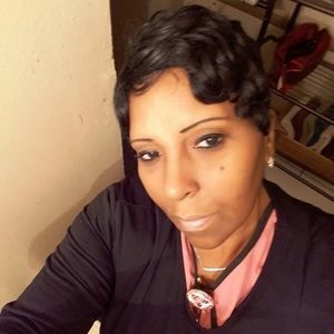 Meet your Posher, Renata