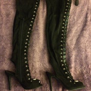 7 1/2 over the knee boots