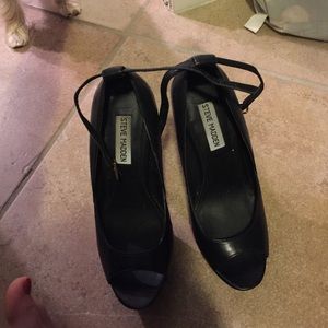 Steve Madden pumps