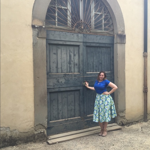 Meet your Posher, Catherine - Picture 1 of 1