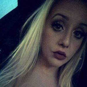 Meet your Posher, Paige