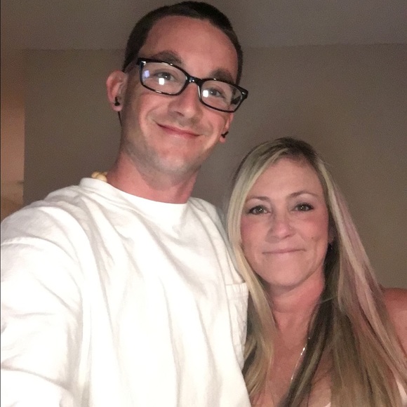 🛍 SUSIE Q'S CLOSET 💍👛👠💄❤️❌TRADES ❌LOW BALLING - Picture 3 of 4